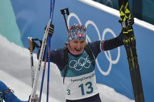 Anastasia Kuzmina v stíhacích pretekoch strieborná, fotografia 1
