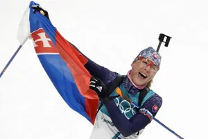 Anastasia Kuzmina ZLATO v pretekoch s hromadným štartom na ZOH 2018, fotografia 3