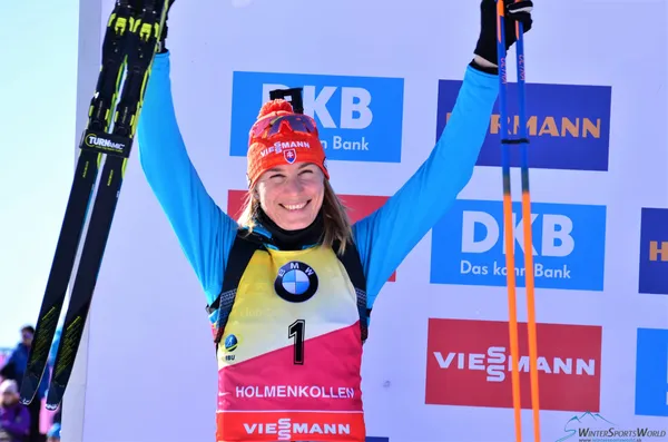 Anastasija Kuzmina v stíhacích pretekoch SP v Holmenkollene strieborná
