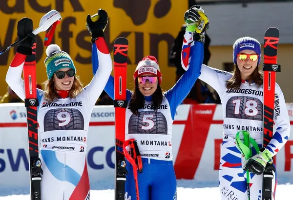 Petra Vlhová opäť na pódiu, prvýkrát v superkombinácii