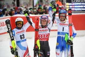 V slalome v Špindlerovom mlyne Petra Vlhová bronzová, fotografia 2
