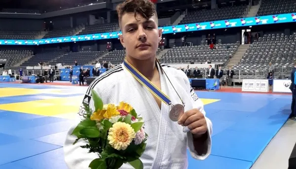 Džudista Benjamín Maťašeje strieborný na Európskom pohári dorastencov