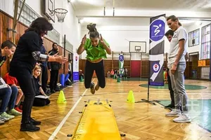 SOŠV obnovil projekt Odznak všestrannosti. Na vzorovom testovaní žiakov sa zúčastnili aj ambasádori Anastasija Kuzmina a Michal Martikán, fotografia 4