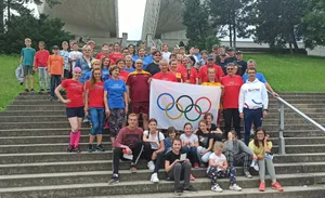 Nasťa Kuzmina si s primátorom BB odbehla symbolický beh na oslavu Olympijského dňa, fotografia 1
