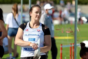 Černý v svetovom čase na P-T-S v Šamoríne, fotografia 2
