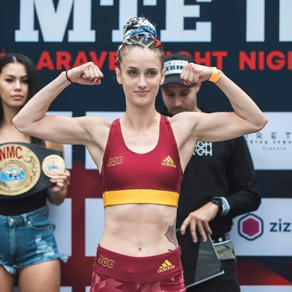Monika CHOCHLÍKOVÁ je majsterkou sveta v thajskom boxe