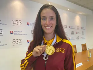 Tlačová správa- Monika Chochlíková s titulom MS v thajskom boxe, fotografia 1