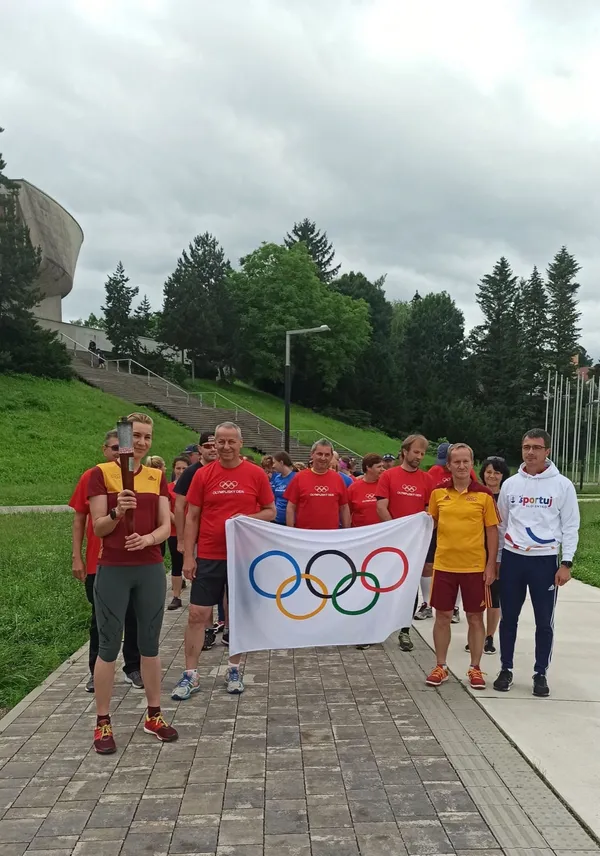 Nasťa Kuzmina si s primátorom BB odbehla symbolický beh na oslavu Olympijského dňa