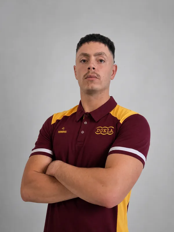 Christián Bosman, ateliérový portrét v polokošeli DUKLA