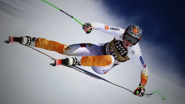 Petra Vlhová v zjazde, úvodná snímka hero loopu