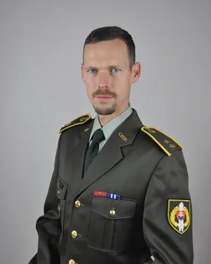 Portrét: pplk. Matej Tóth